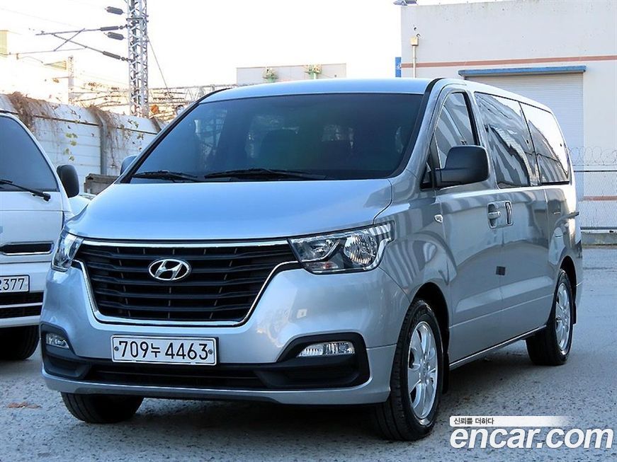 Hyundai Starex 2019