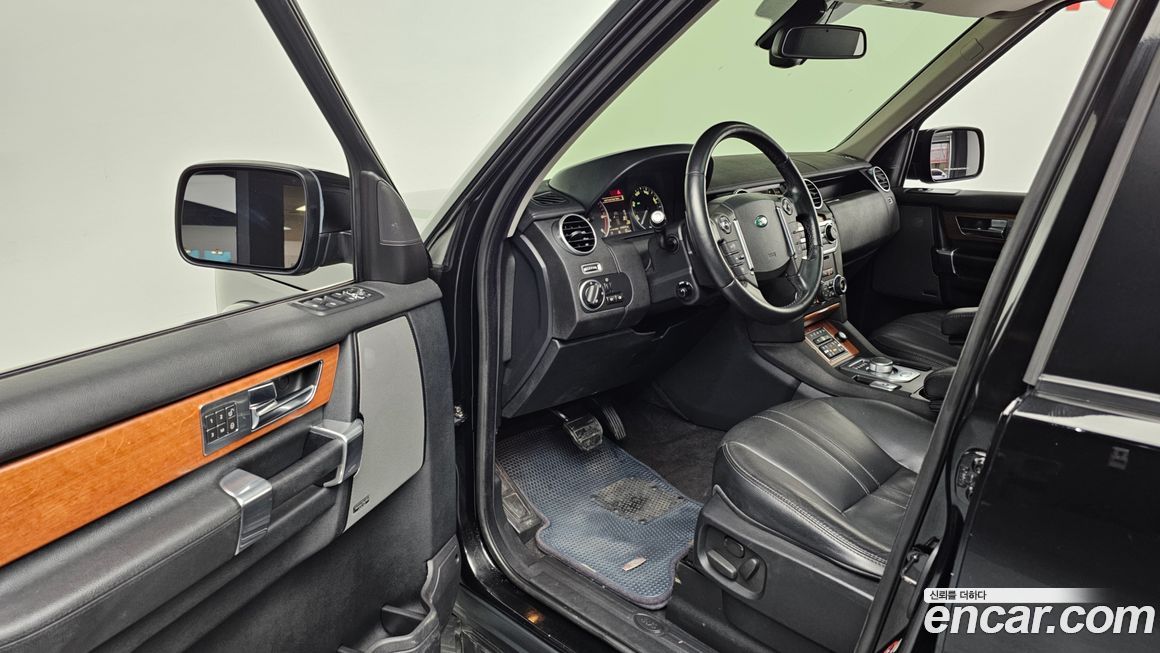 Land Rover Discovery 2013