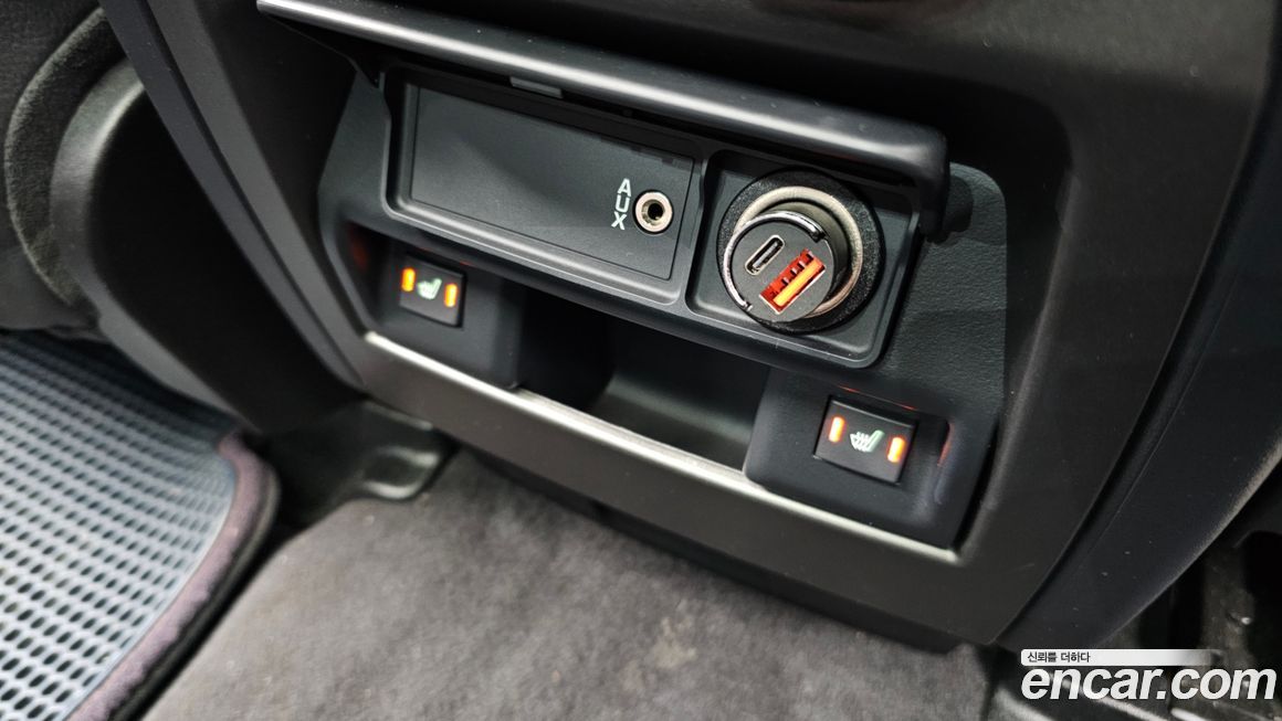 Land Rover Discovery 2013