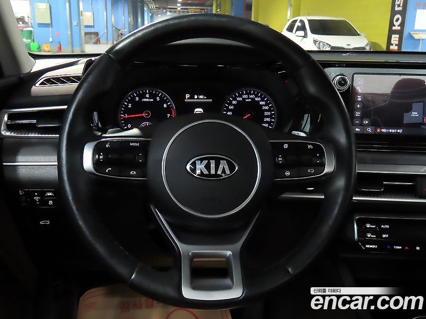 Kia K5 2021