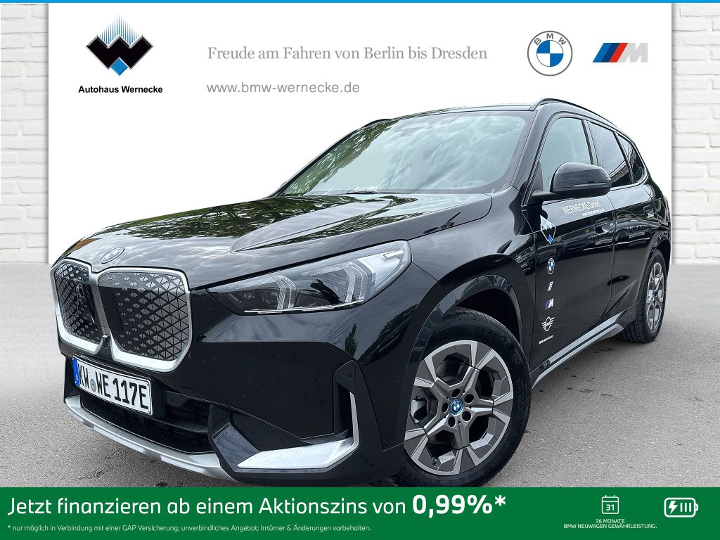 BMW iX1 2025