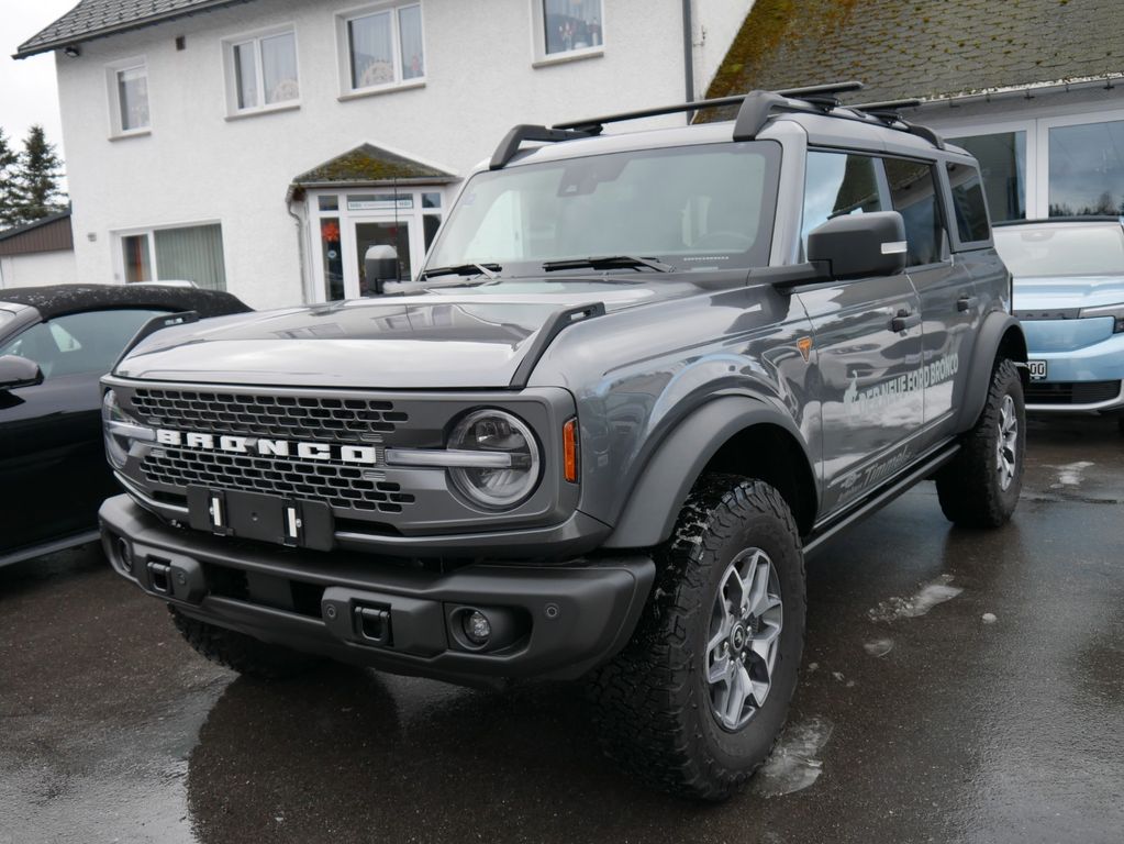 Ford Bronco 2024
