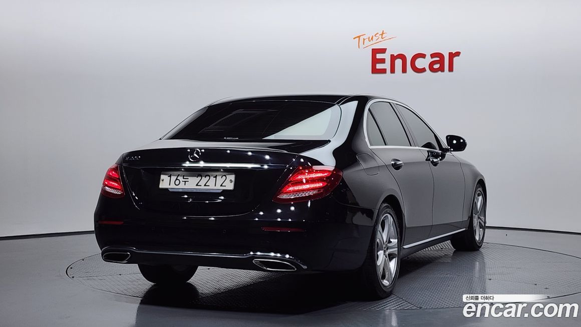 Mercedes-Benz E-Class 2018