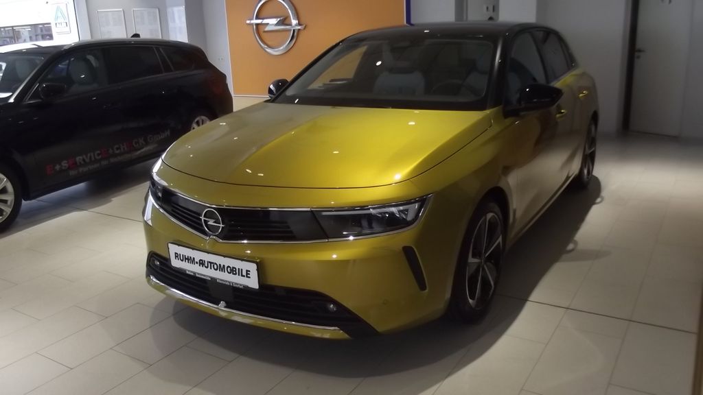 Opel Astra 2023
