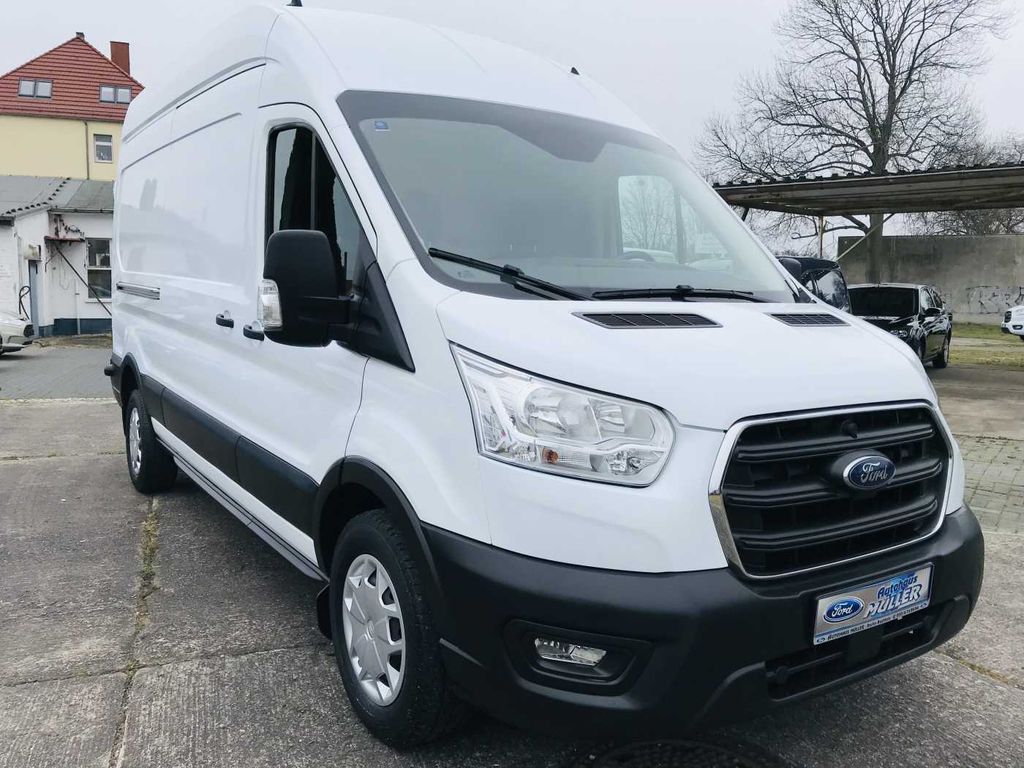 Ford Transit 2021