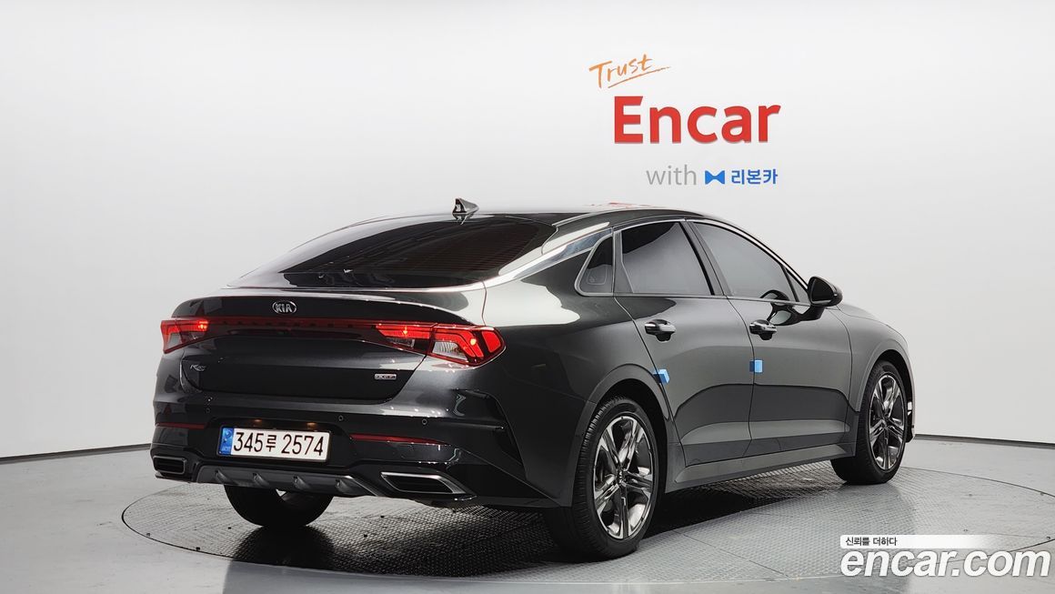 Kia K5 2021