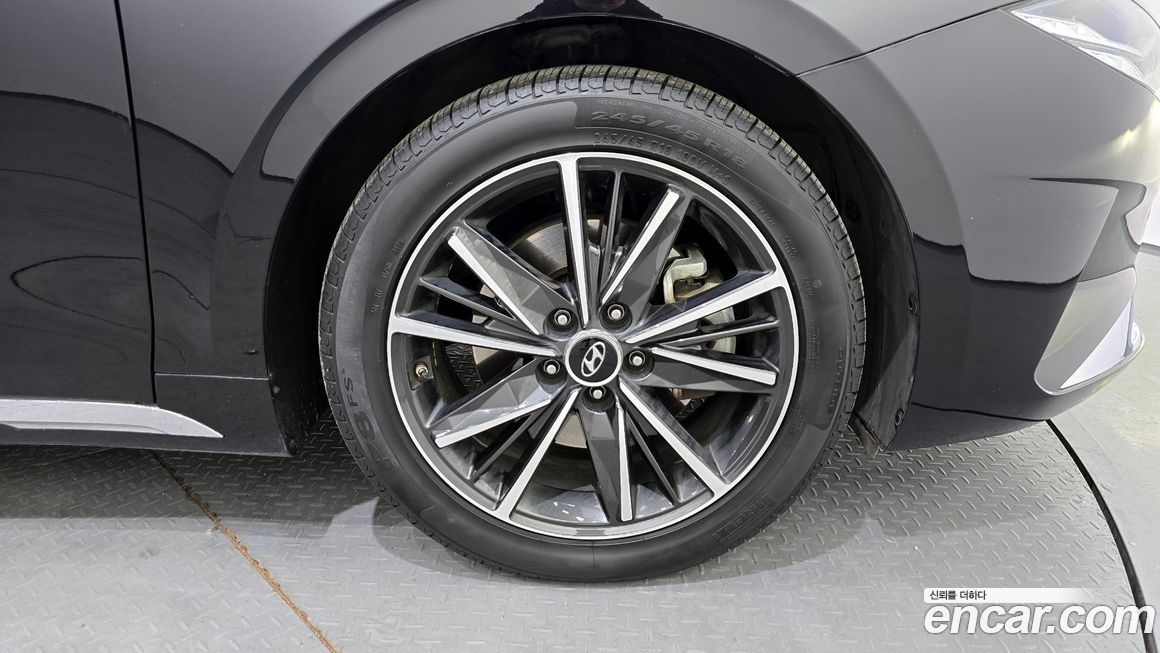 Hyundai Grandeur 2021