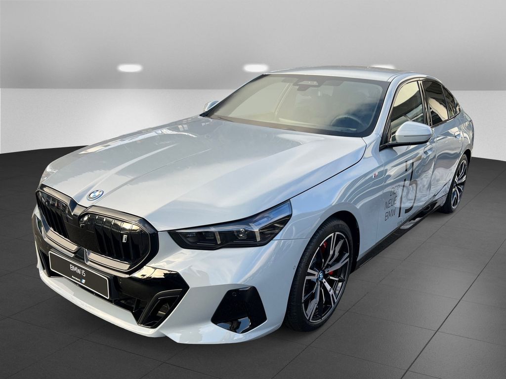 BMW i5 2025