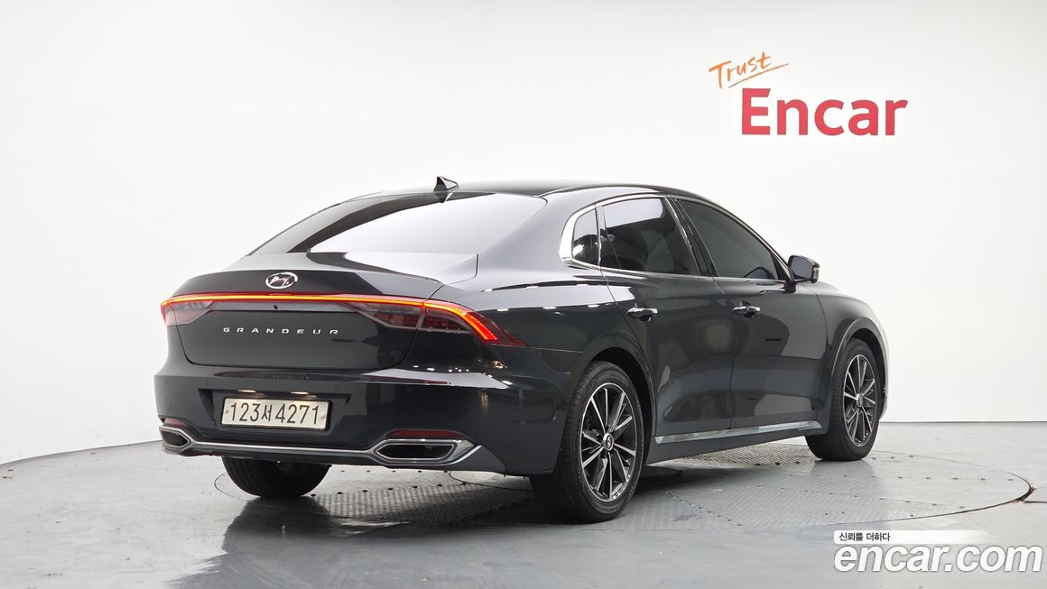 Hyundai Grandeur 2021