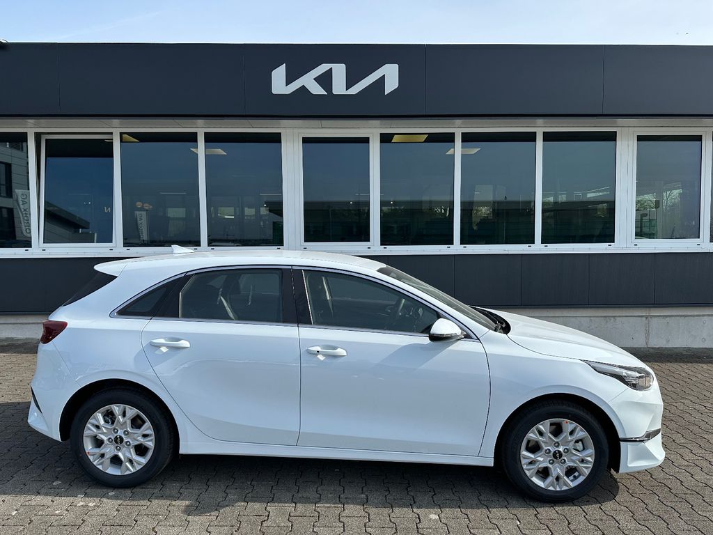 Kia cee'd / Ceed 2025