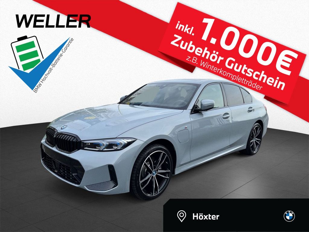 BMW 330 2025