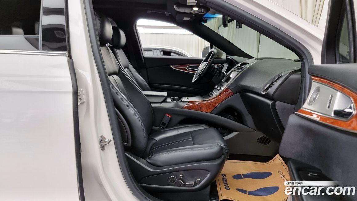 Lincoln Nautilus 2019