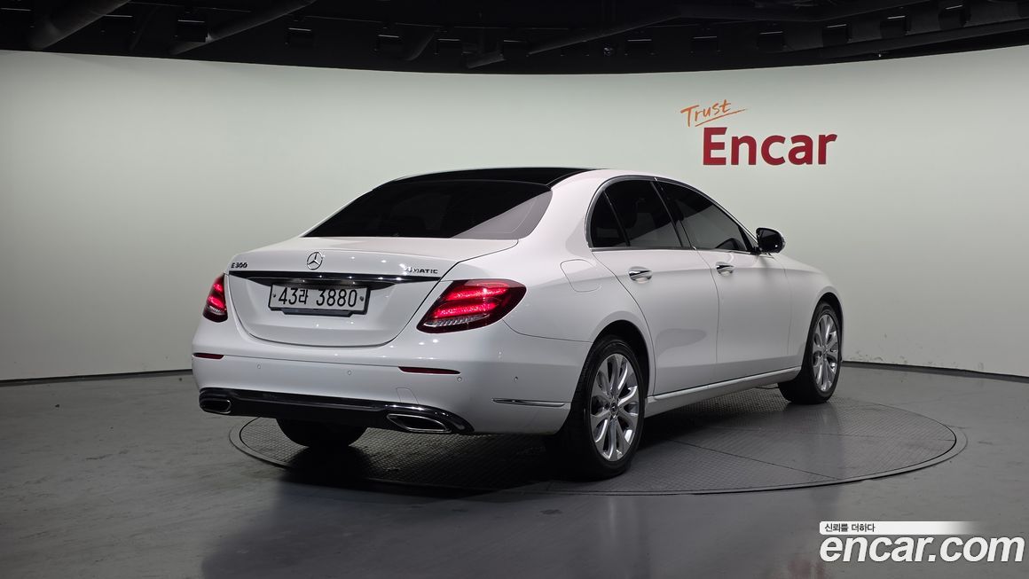 Mercedes-Benz E-Class 2019