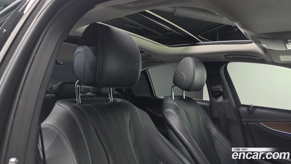 Mercedes-Benz E-Class 2019