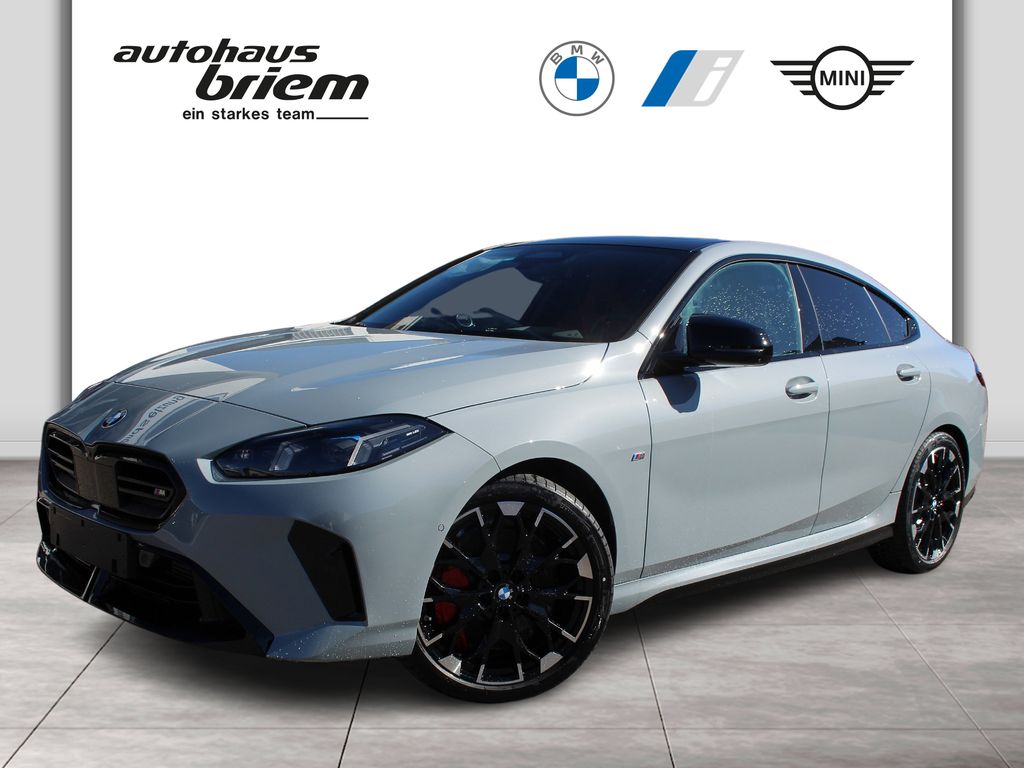BMW M235 2025