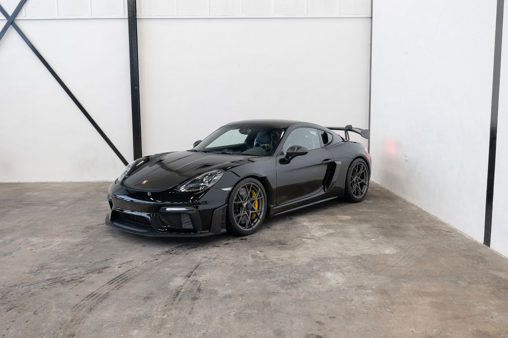 Porsche Cayman 2024