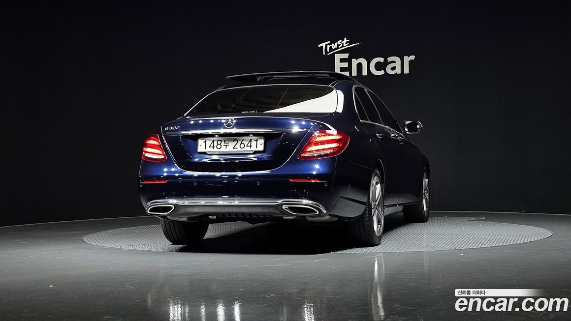 Mercedes-Benz E-Class 2019