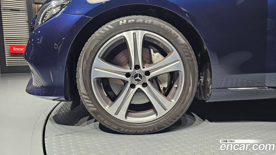 Mercedes-Benz E-Class 2019