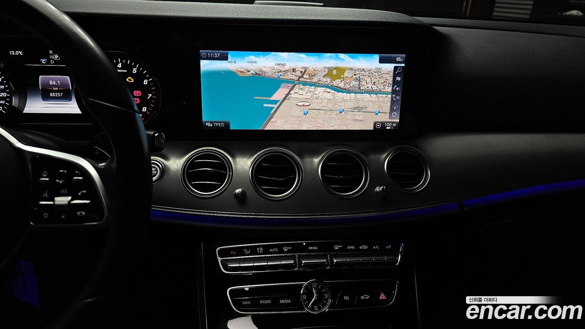 Mercedes-Benz E-Class 2019