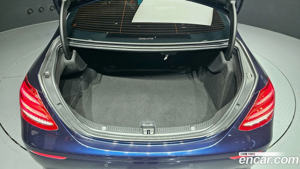 Mercedes-Benz E-Class 2019