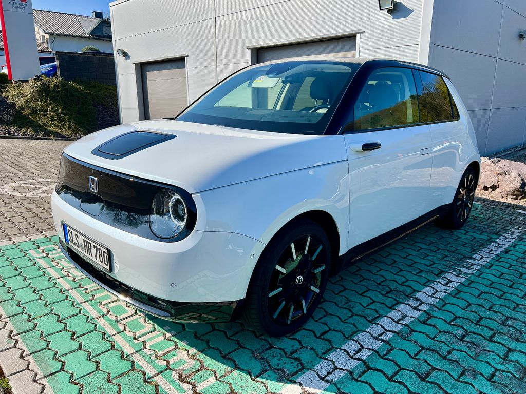 Honda e 2023