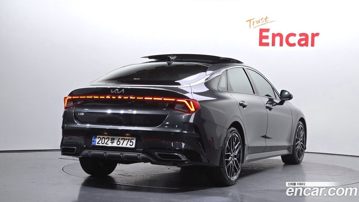 Kia K5 2023