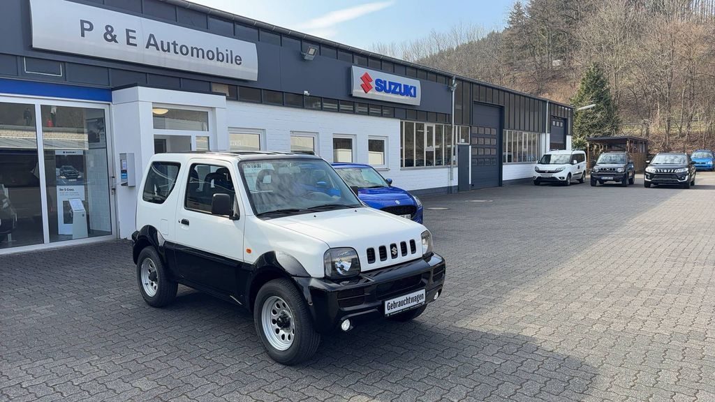 Suzuki Jimny 2011