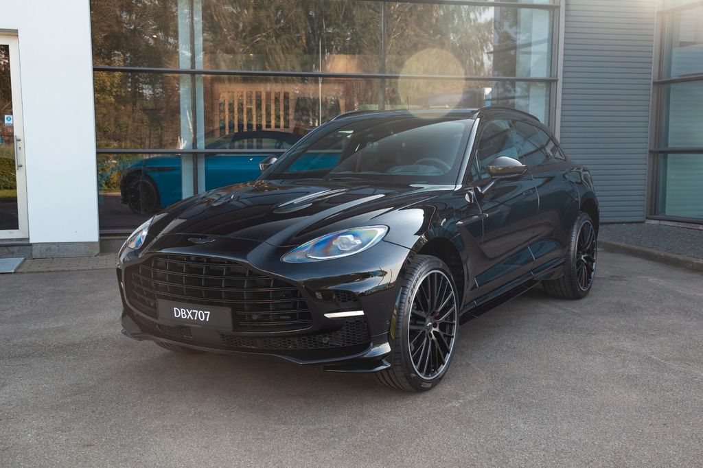 Aston Martin DBX
