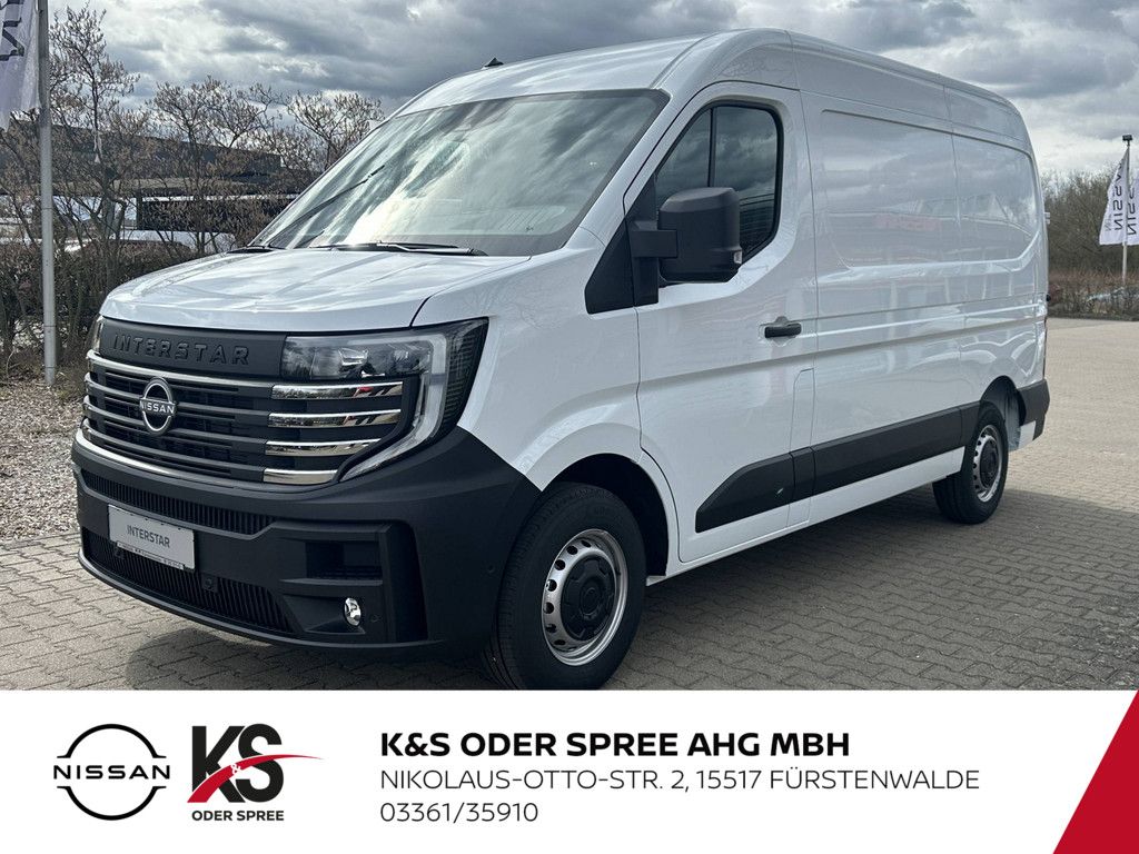 Nissan Interstar 2025