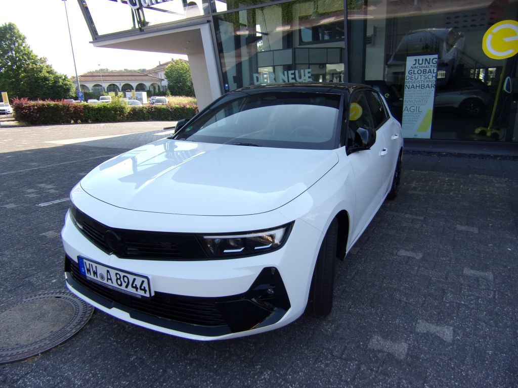 Opel Astra 2023