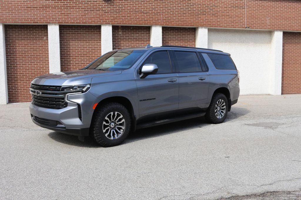 Chevrolet Suburban 2025