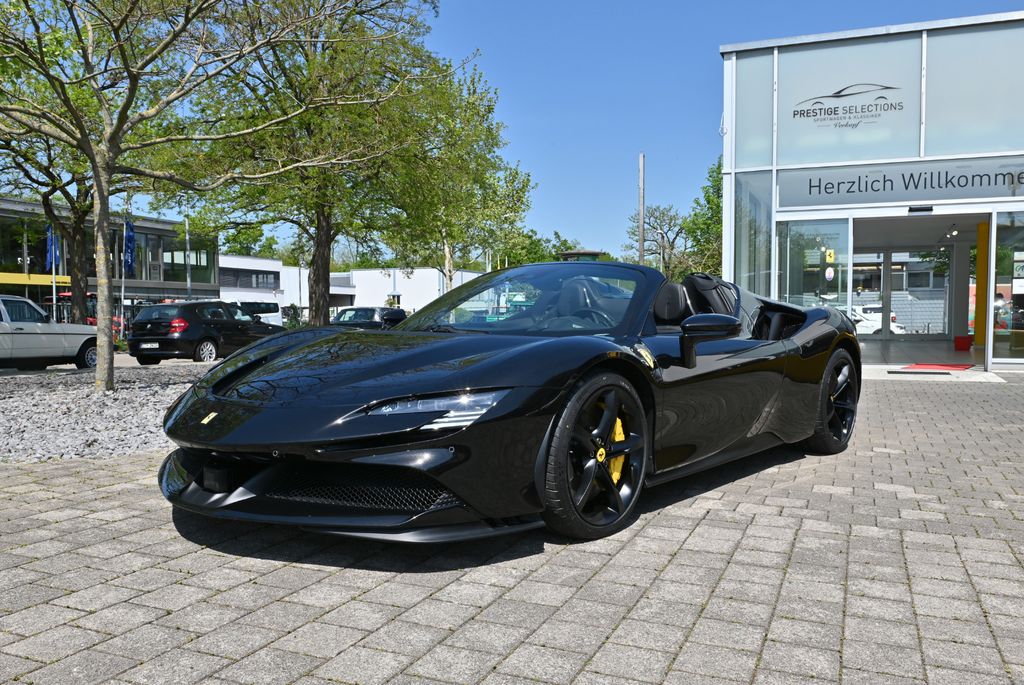 Ferrari SF90 2024