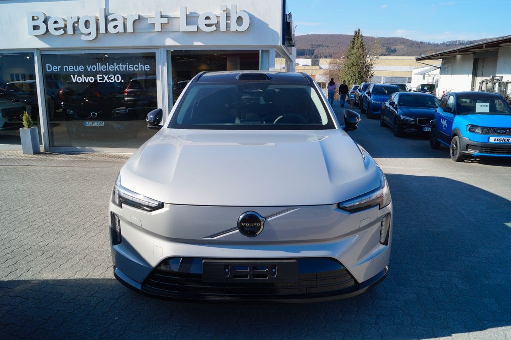 Volvo EX90 2025