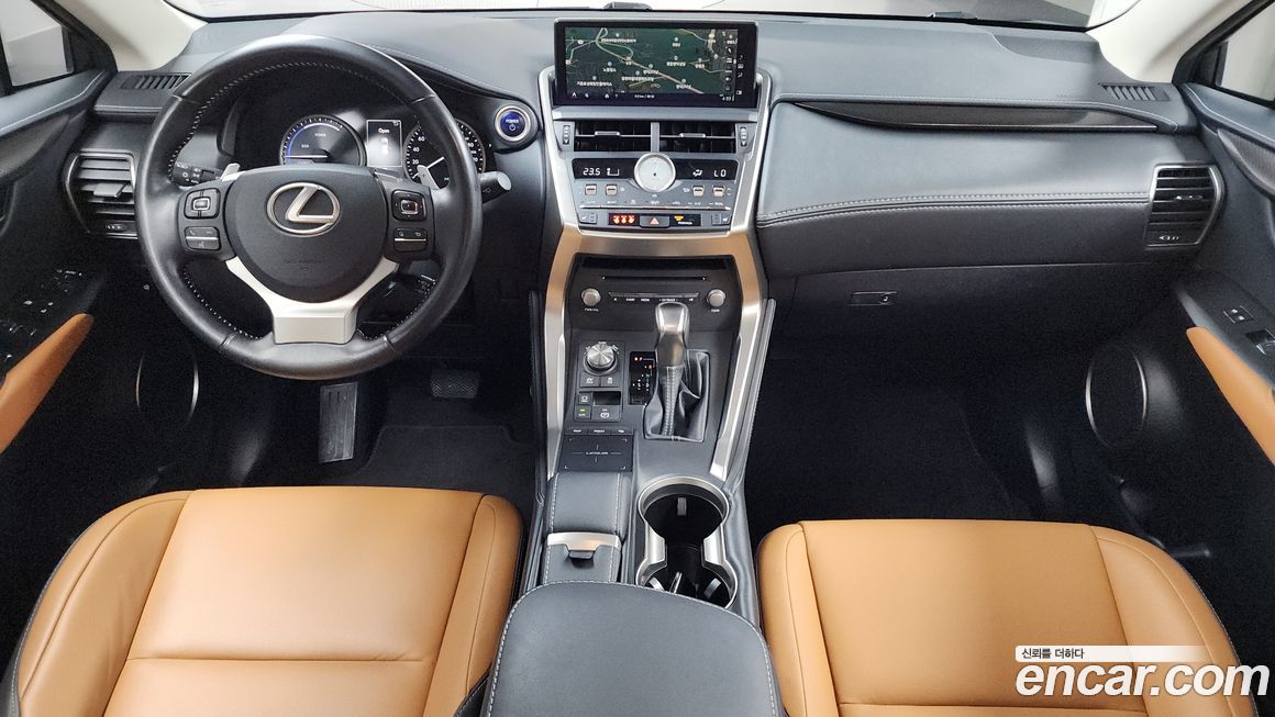 Lexus NX 2018