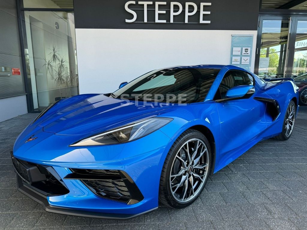 Corvette C8 2025