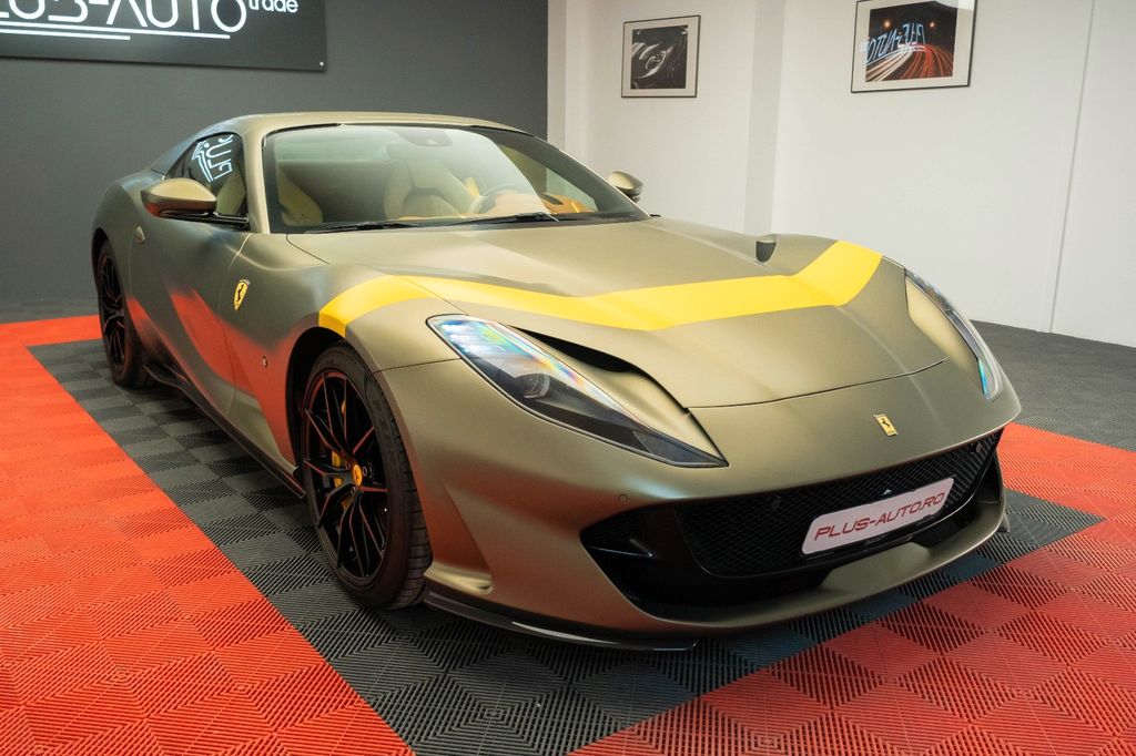 Ferrari 812 2023