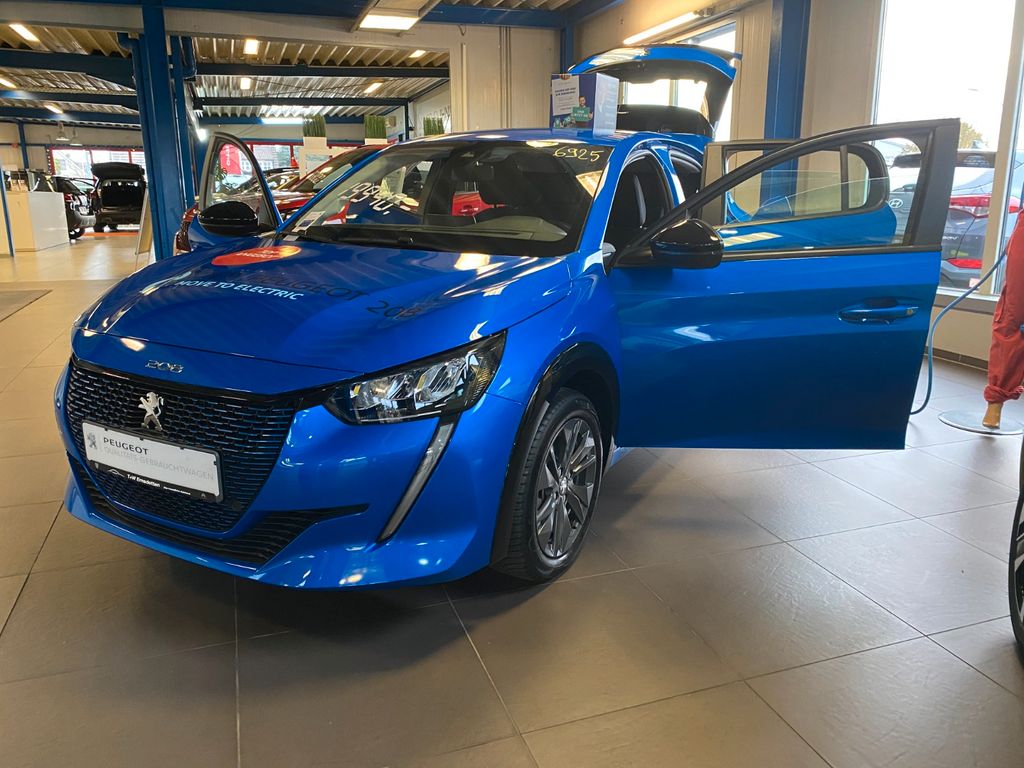 Peugeot 208 2022