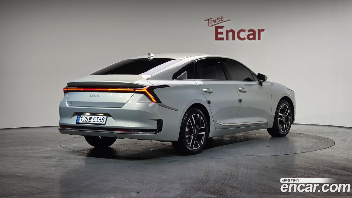 Kia K8 2025