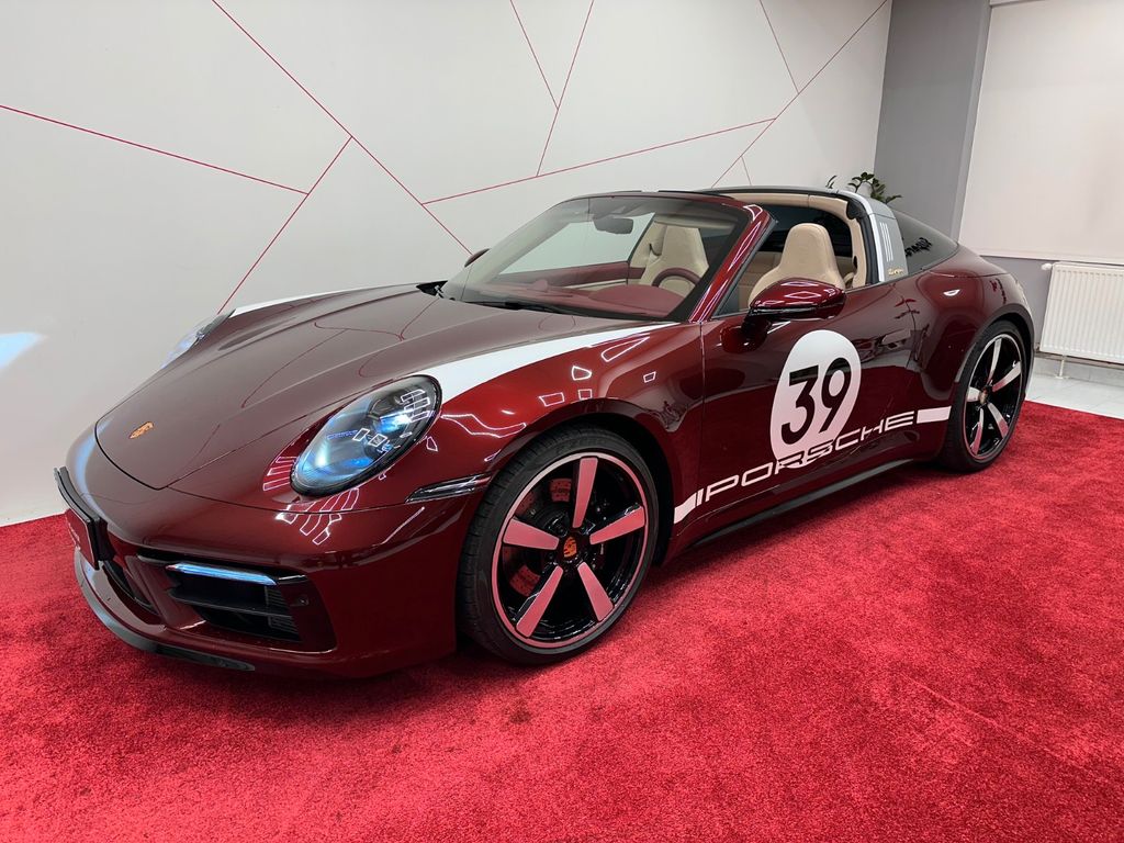 Porsche 992 2021