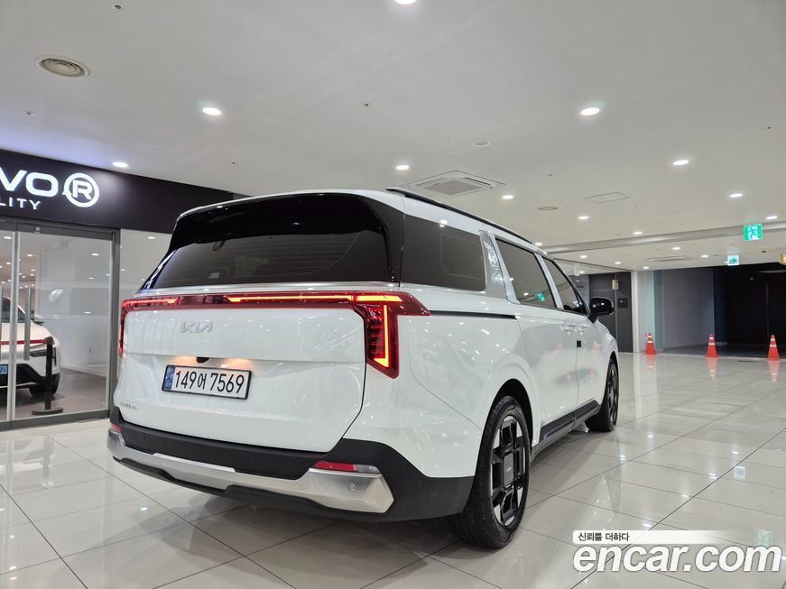 Kia Canival 2025