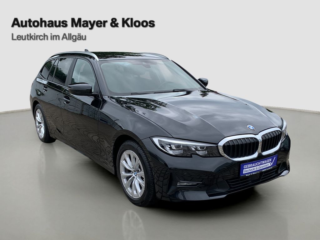 BMW 318 2022