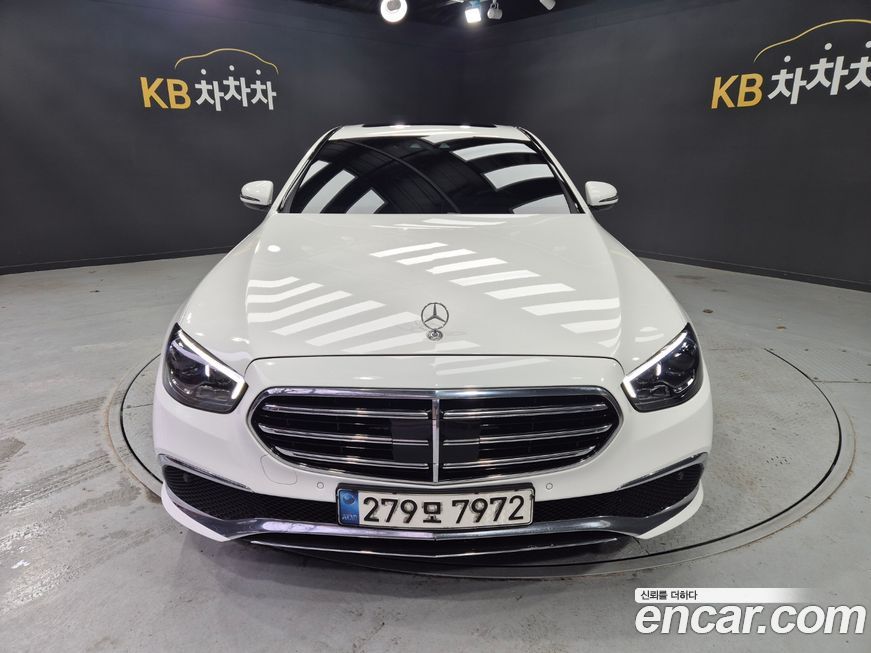 Mercedes-Benz E-Class 2021