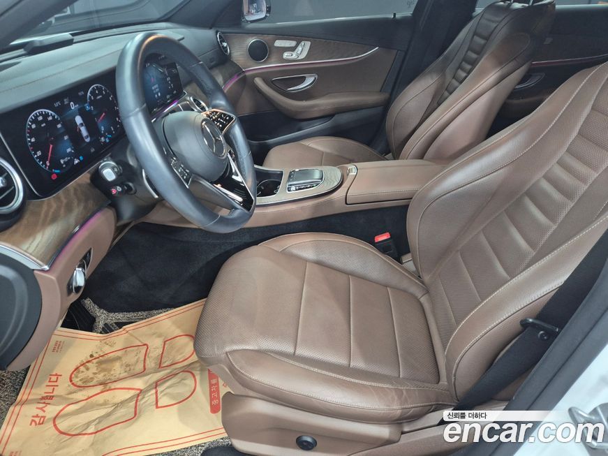 Mercedes-Benz E-Class 2021