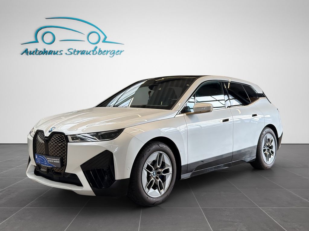BMW iX 2023