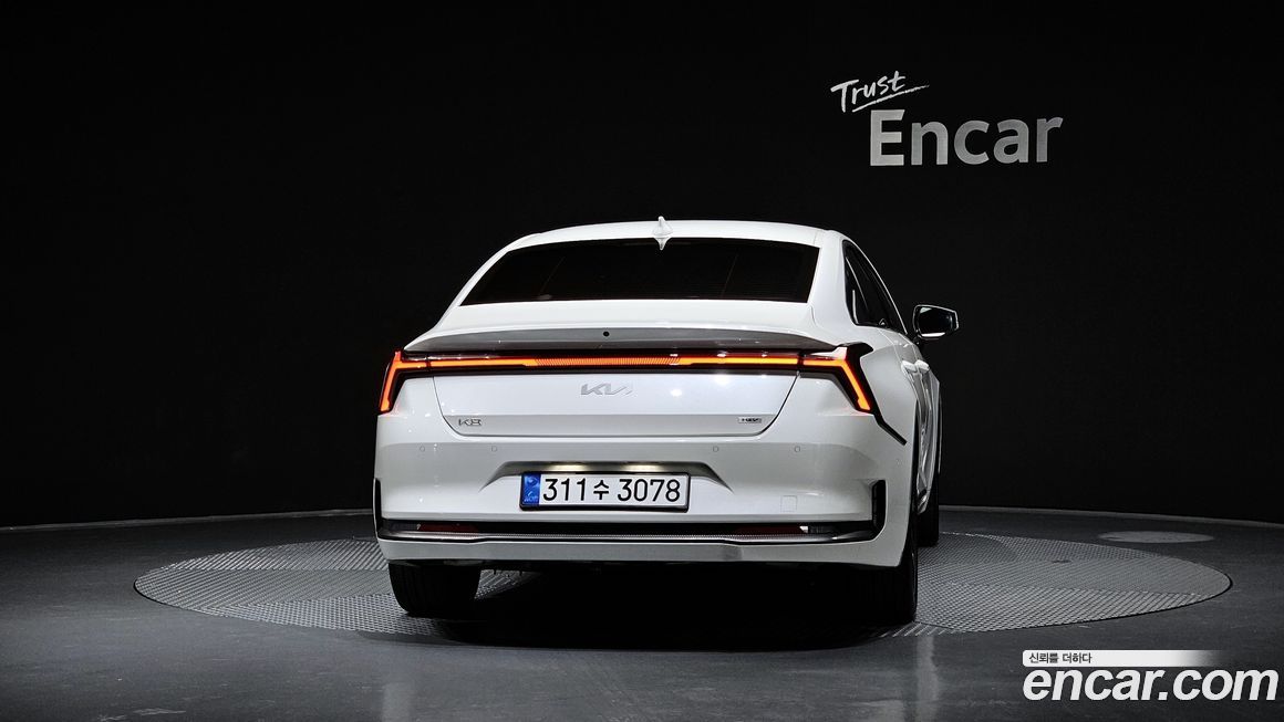 Kia K8 2025