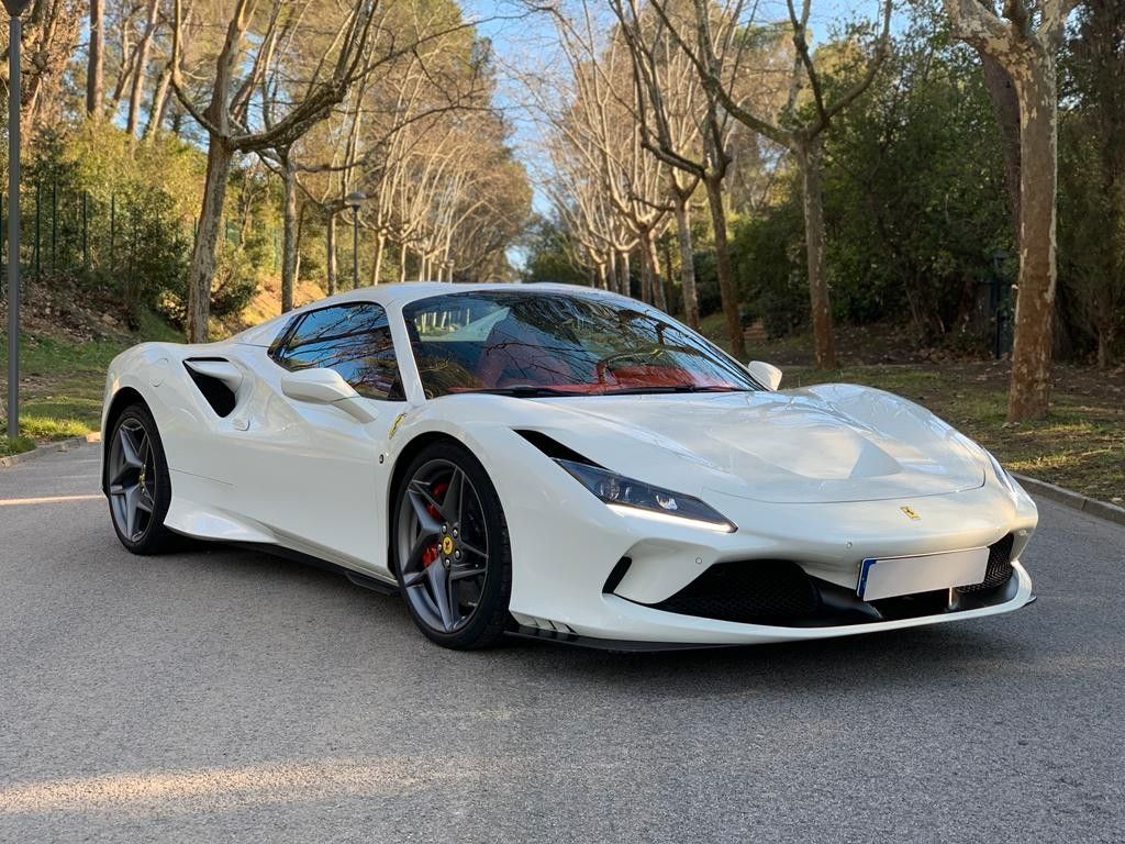 Ferrari F8 2021