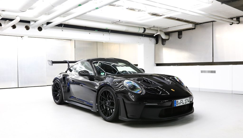 Porsche 992 2023