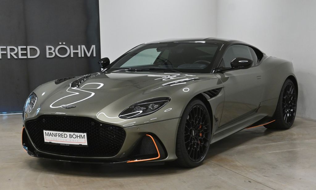 Aston Martin DBS 2023