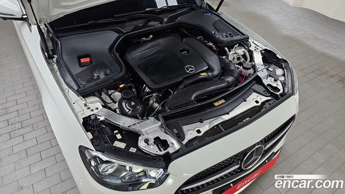 Mercedes-Benz E-Class 2021