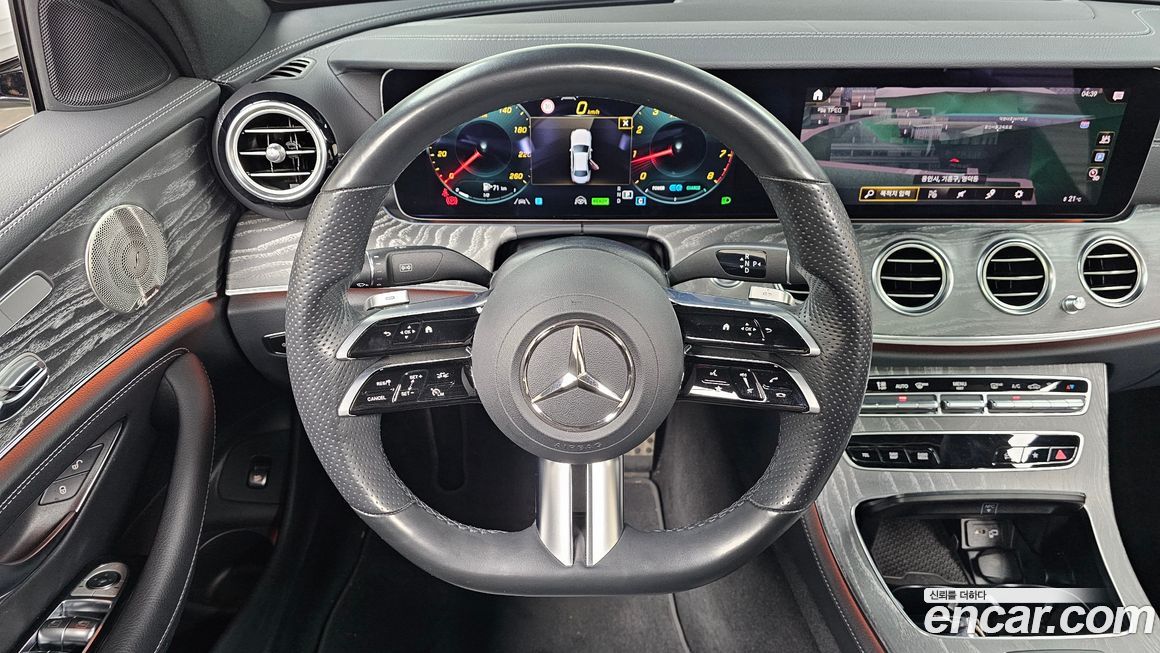 Mercedes-Benz E-Class 2021